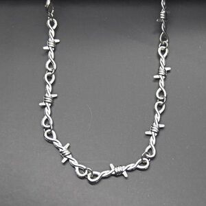 Silver Barbed Wire Chain Necklace